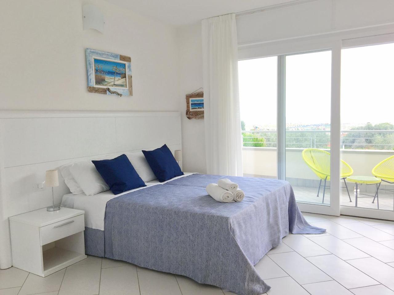 Flamingo Residence Hotel Llido Degli Estensi Kültér fotó
